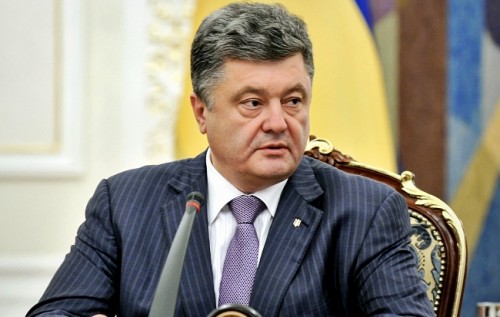 Подлый удар: Порошенко попал под санкции