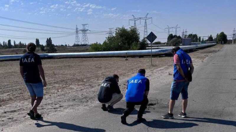 Беспилотник ударил по Запорожской АЭС, ситуация с ядерной безопасностью ухудшается