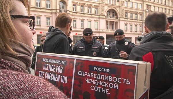 В Чечне снова преследуют и пытают гомосексуалов. С начала декабря, возможно, убиты несколько человек