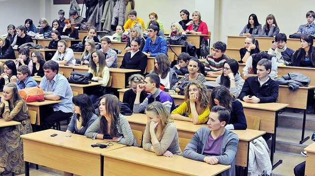 В ЧелГУ преподавателям раздали памятки по выявлению студентов с отклонениями в поведении